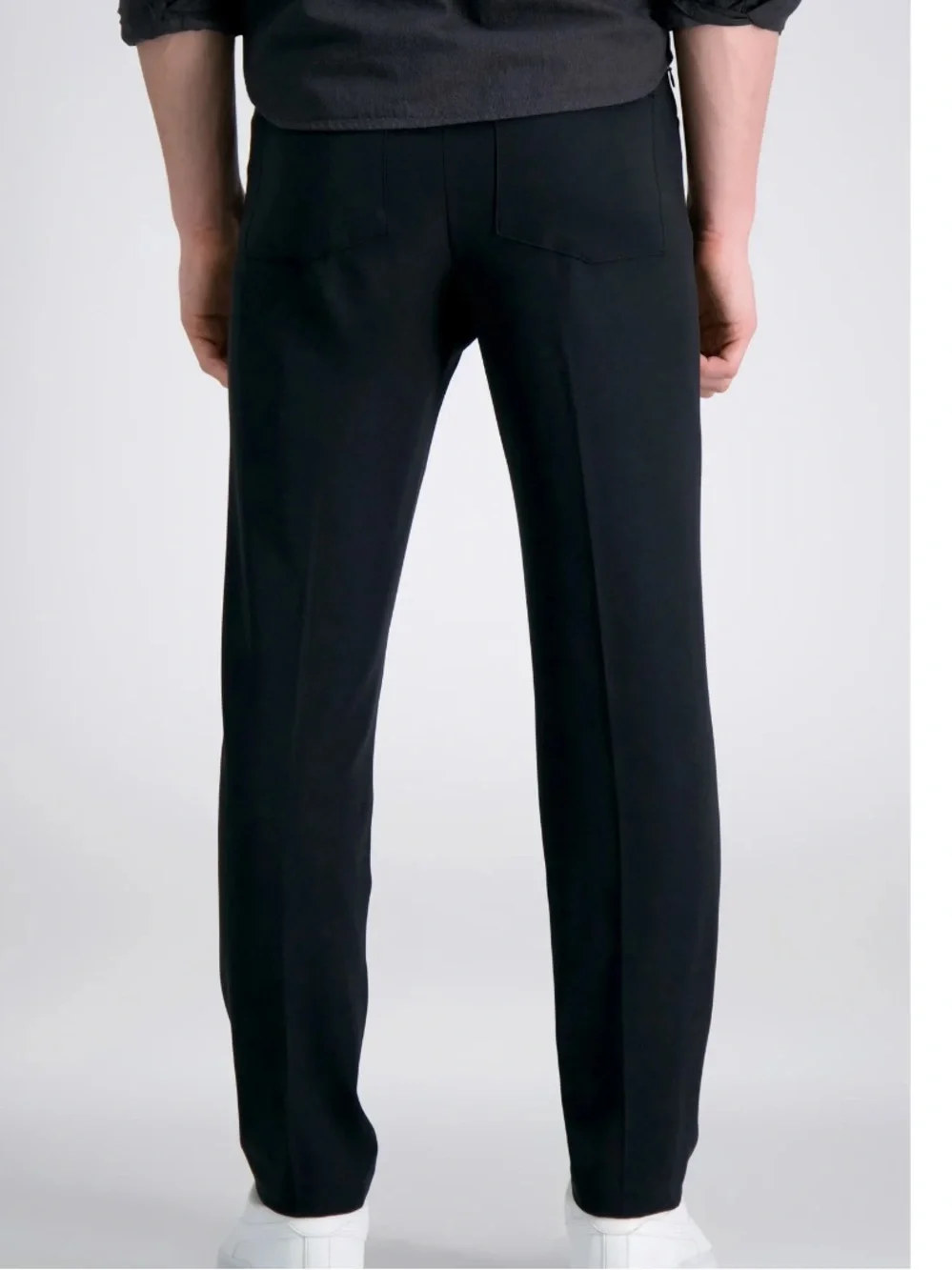 Haggar Men's active series, tech pants Black Lightweight Dress Pants 30x32